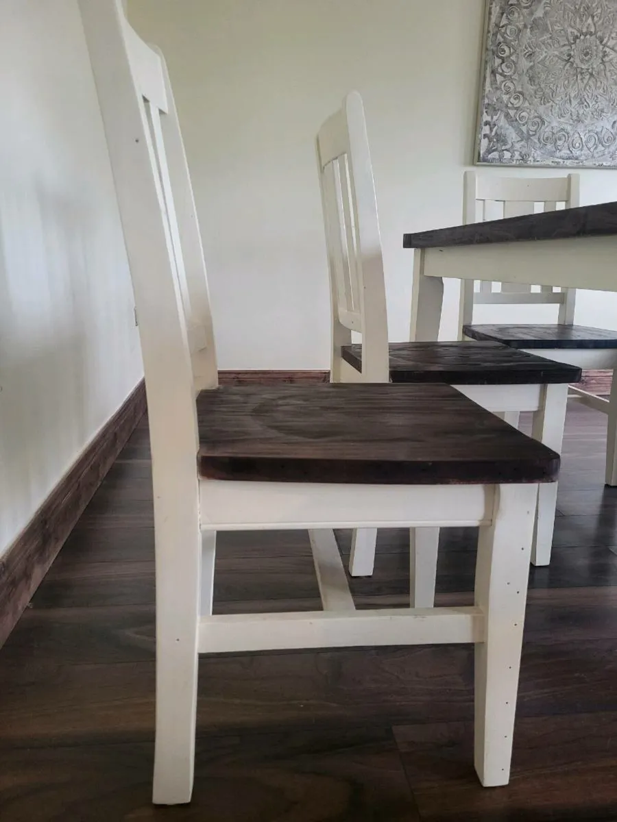 Dining table with 6 chairs - Image 3