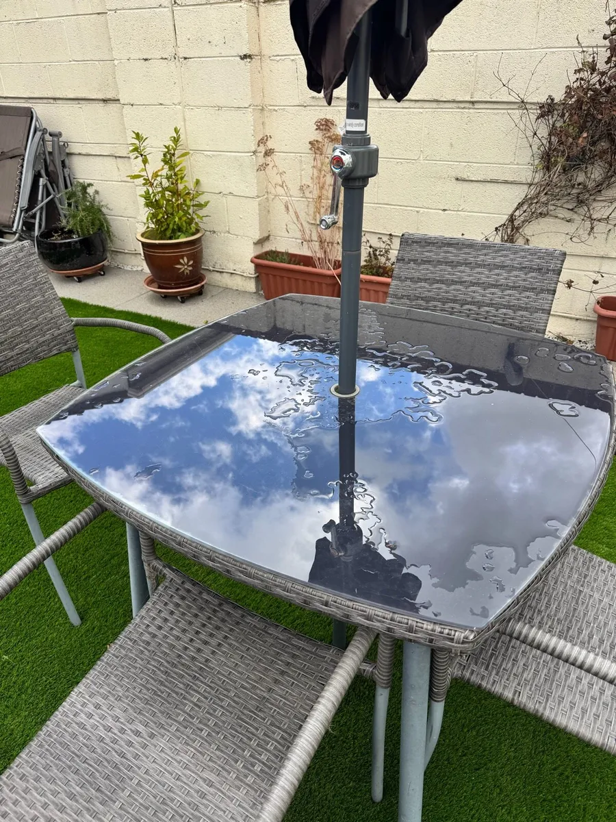 Outdoor Table and 4 Chairs - Image 2