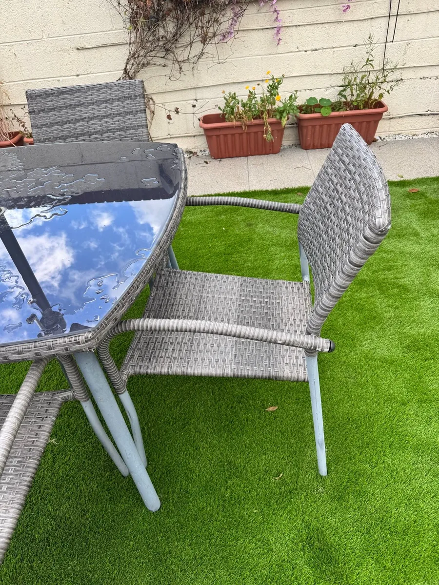 Outdoor Table and 4 Chairs - Image 3
