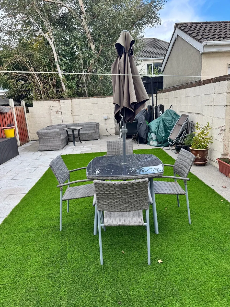 Outdoor Table and 4 Chairs - Image 4