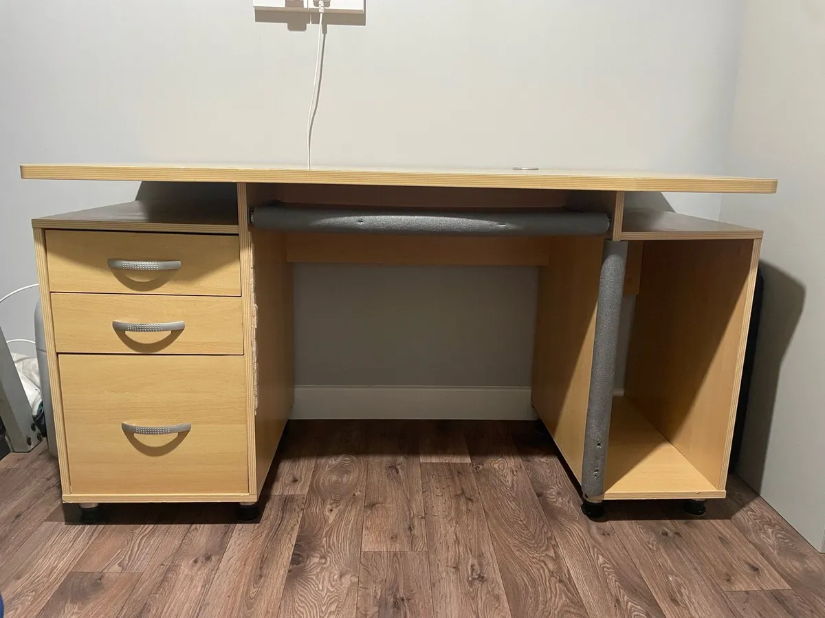 Office/ Computer desk - Image 1