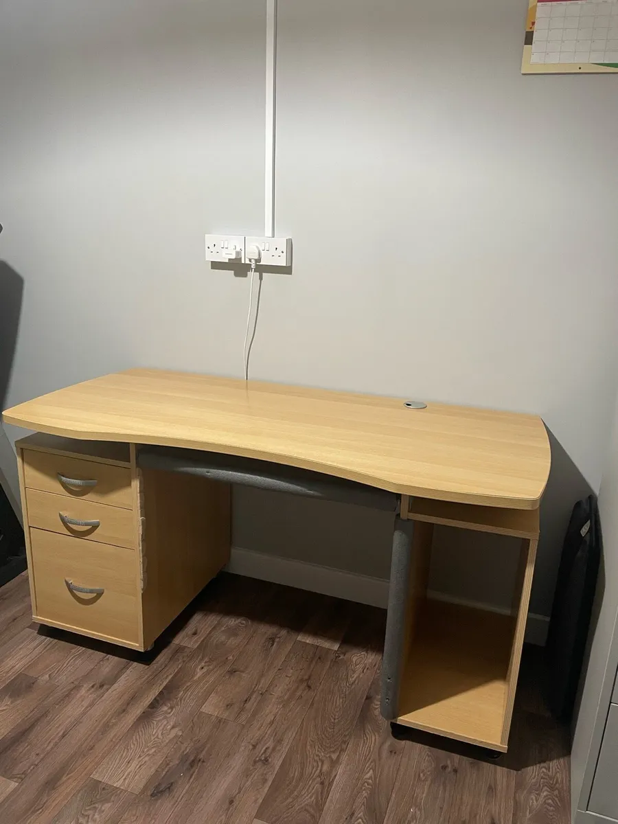 Office/ Computer desk - Image 2