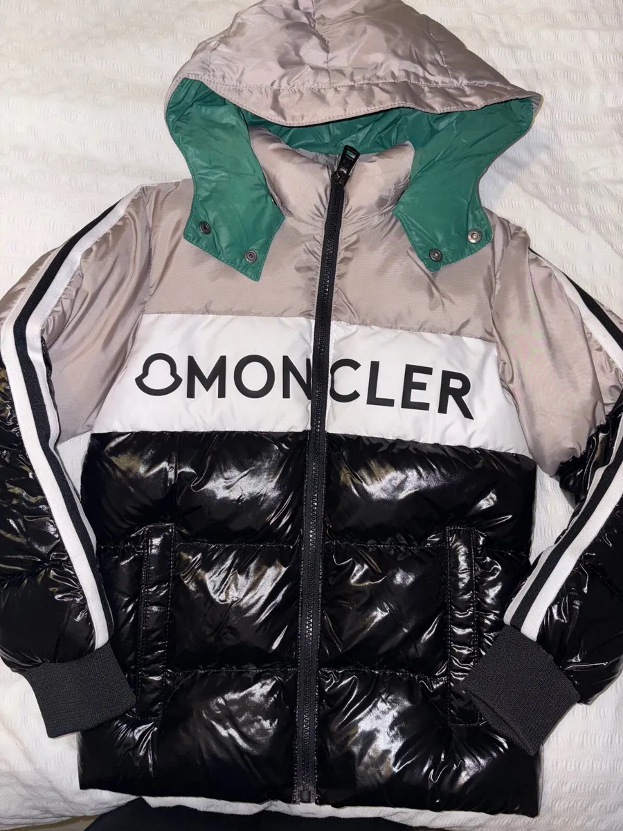 Clothing - Image 2