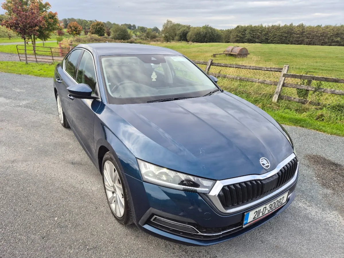 211 Skoda Octavia STYLE 2.0 TDI 115HP 5DR - Image 1