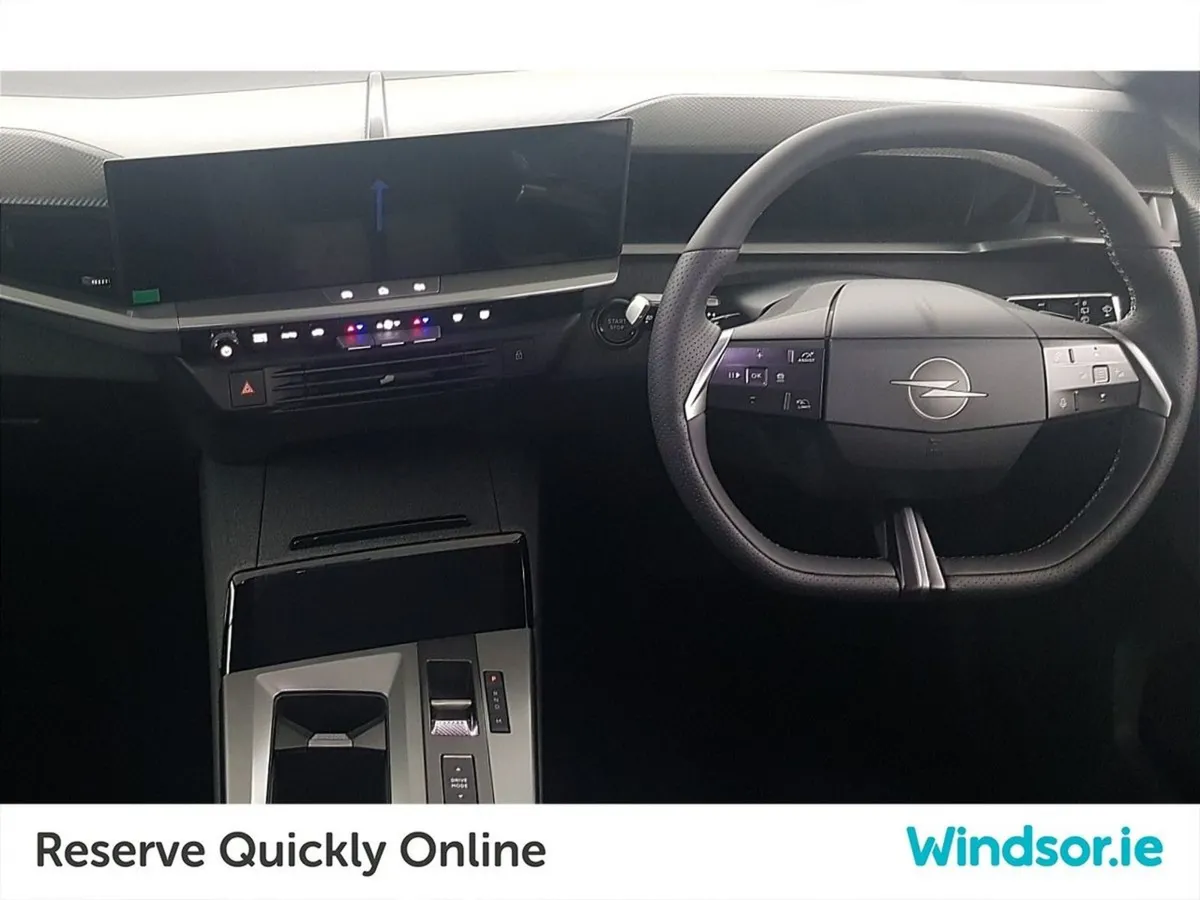 Opel Grandland Hybrid GS 1.2 136hp Automatic My25 - Image 4