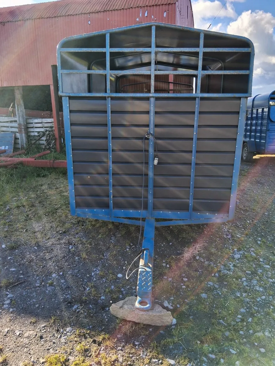 Cattle trailer 12ft x 5'6ft - Image 1