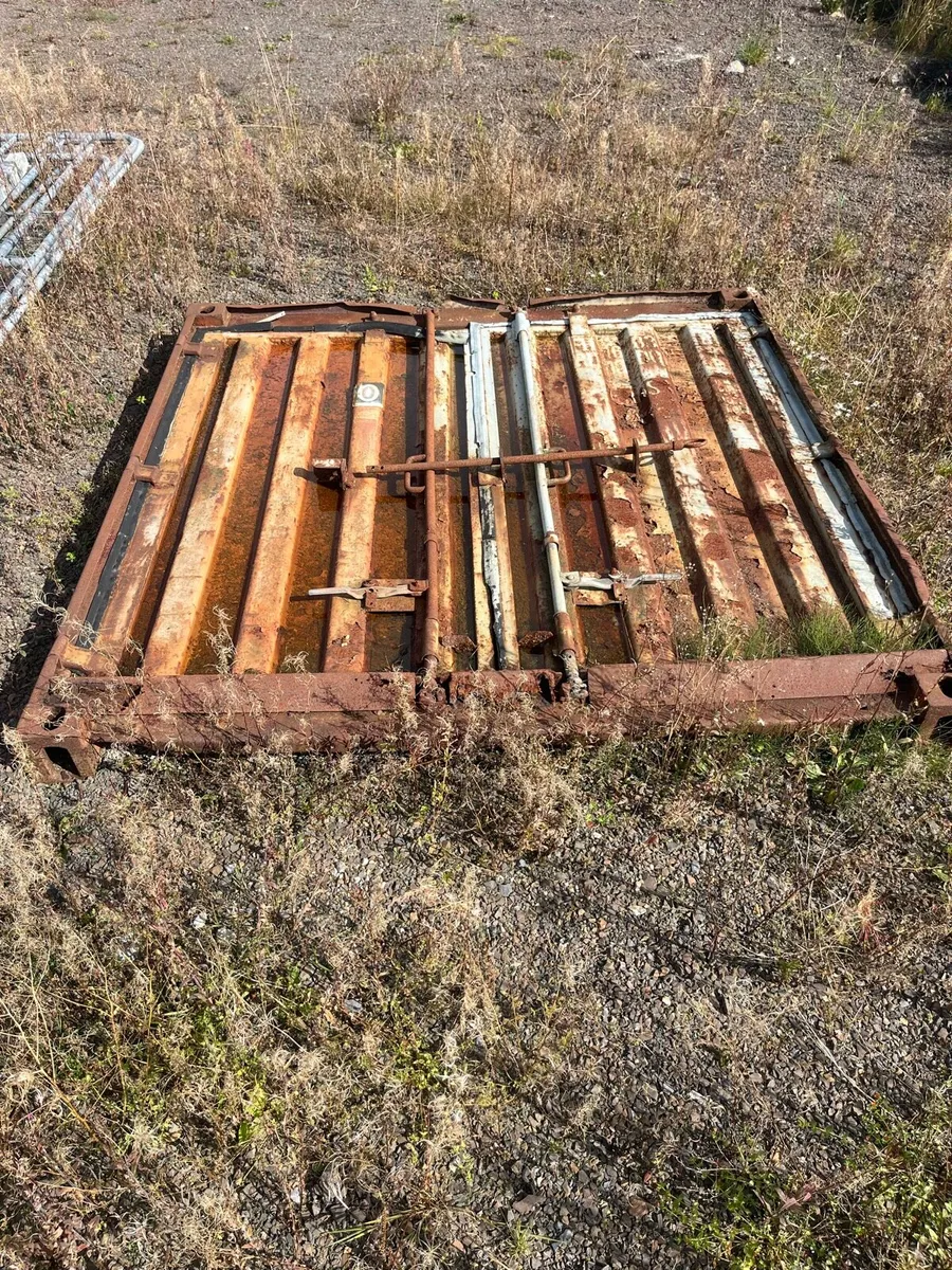 Shipping container doors - Image 3