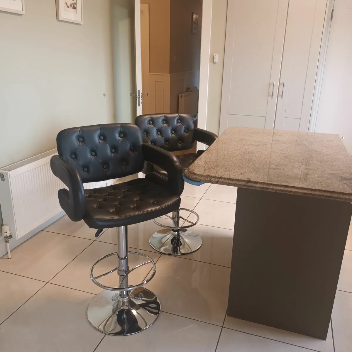 Bar/island stools