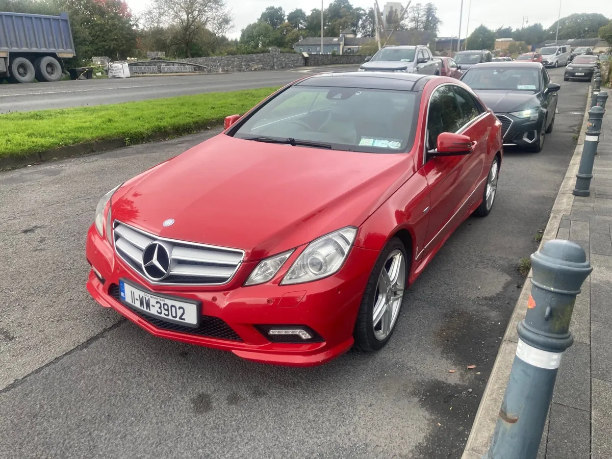 Mercedes-Benz E-Class 2011 - Image 4
