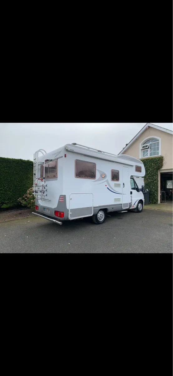 Dethleffs camper - Image 3