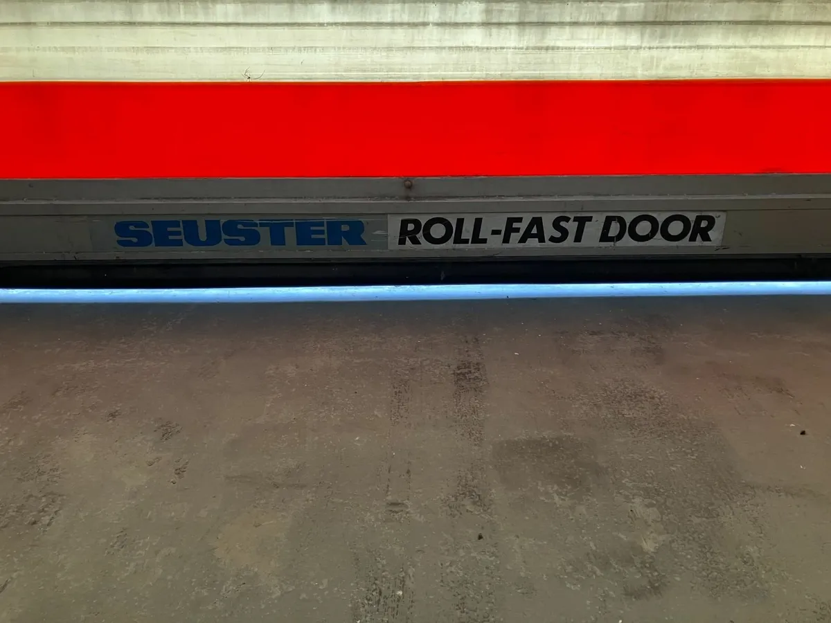 Seuster High Speed Rapid Curtain Roller Door - Image 4
