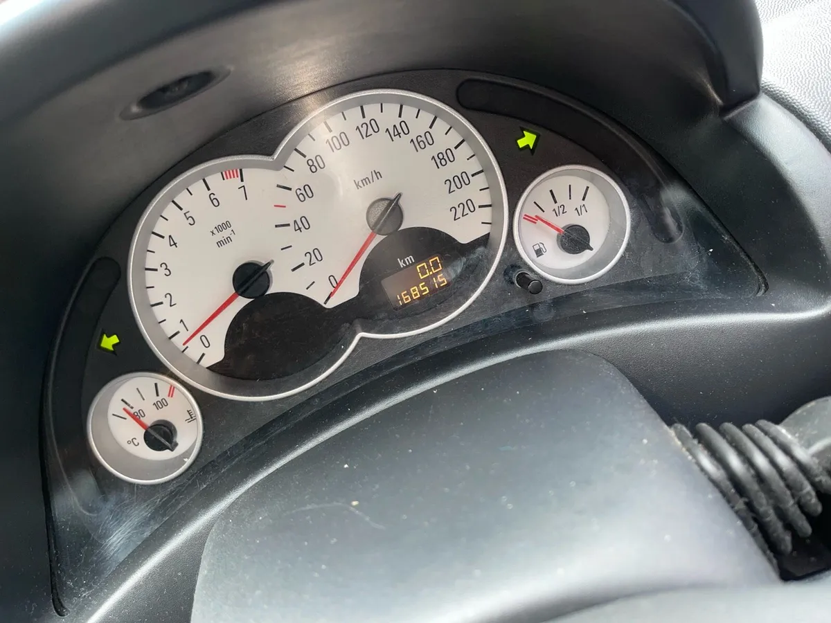 2006 Opel Corsa - Image 2