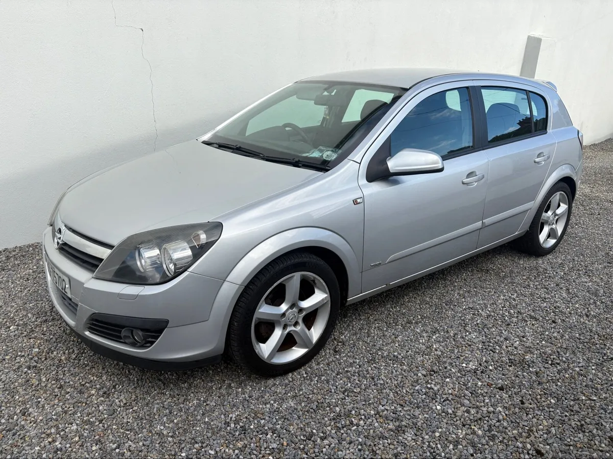 Opel Astra 2005 - Image 1