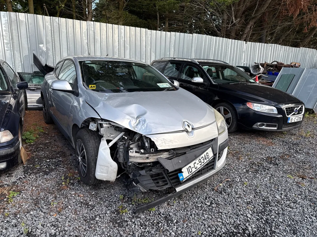 Cars for parts or repair - Image 2
