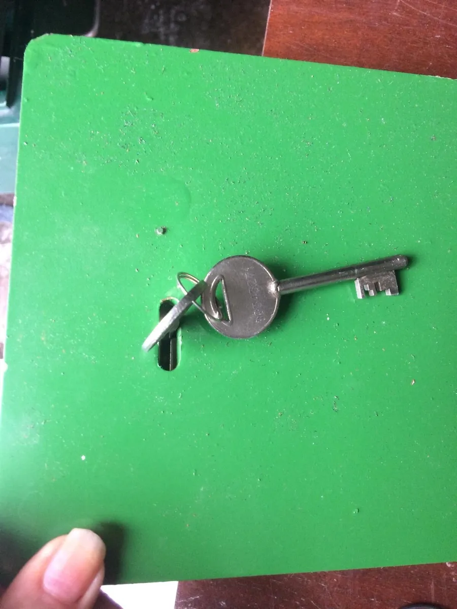 Handmade Strong Underground Safe - Image 4