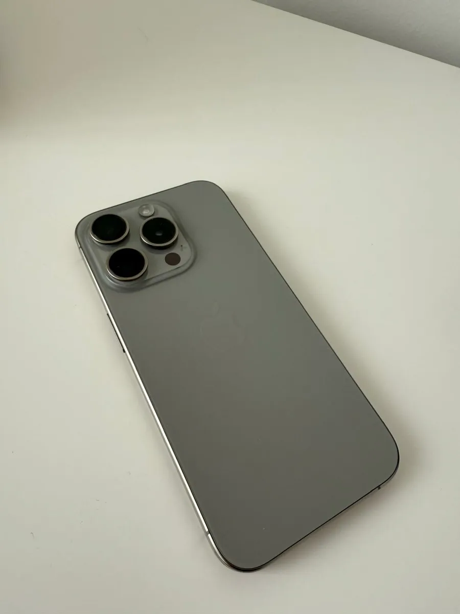 I phone 15 pro - Image 1