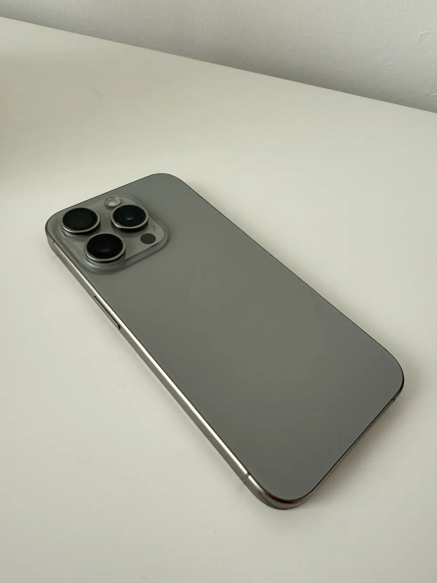 I phone 15 pro - Image 2