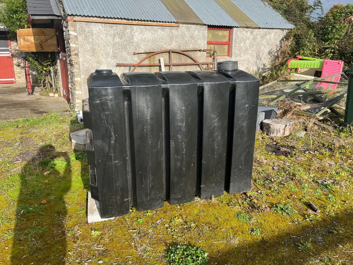 Water tank - Image 3