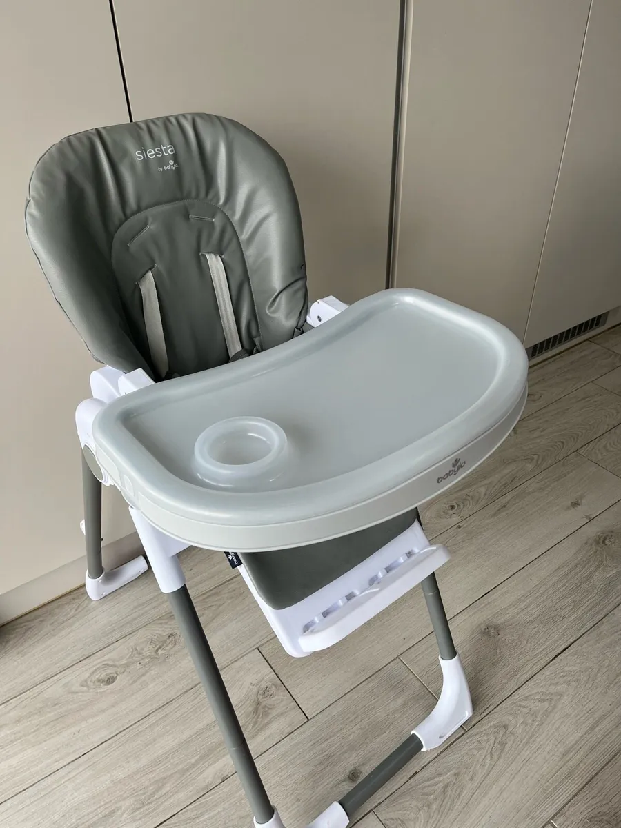 High Chair - Image 1