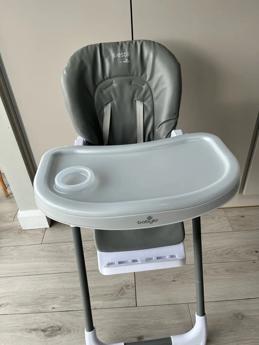 High Chair - Image 2