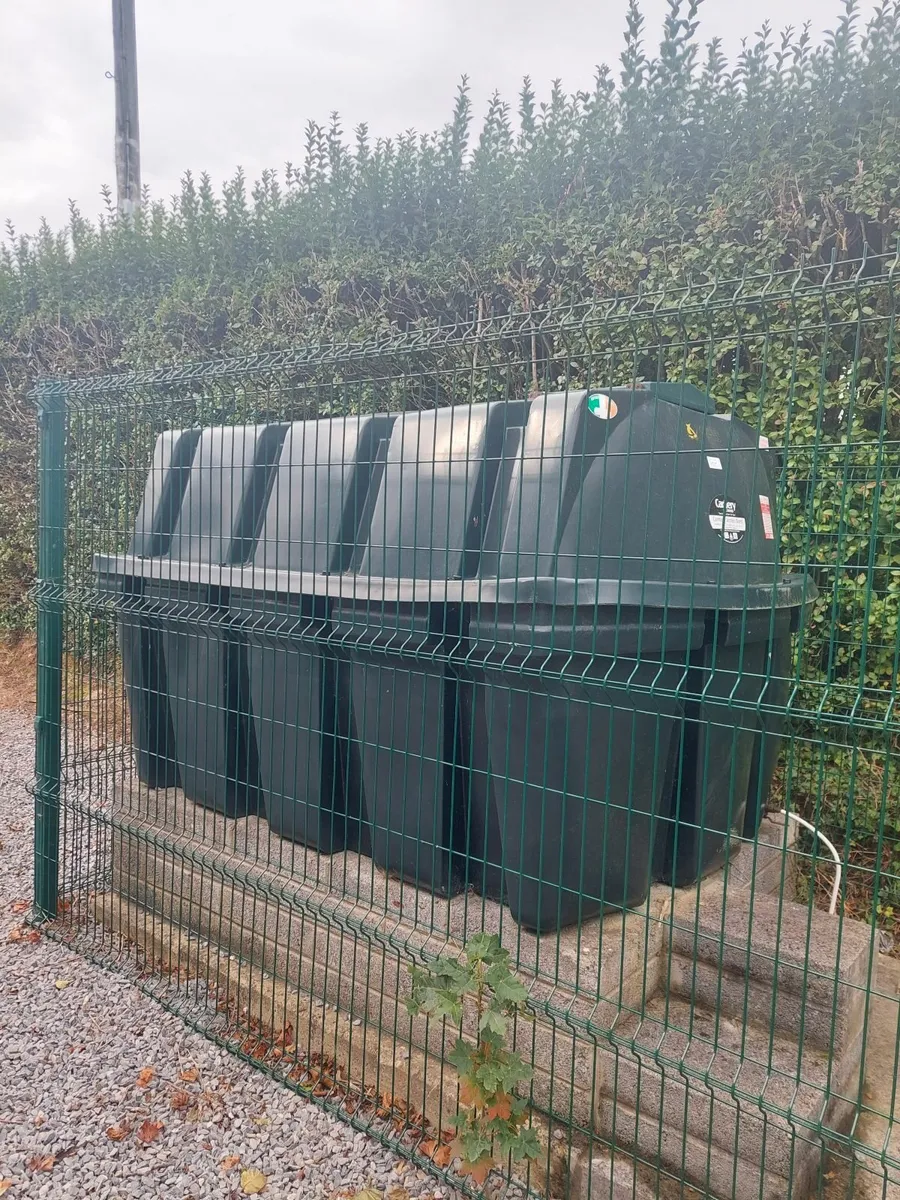 Oil tank 2200 litre - Image 1