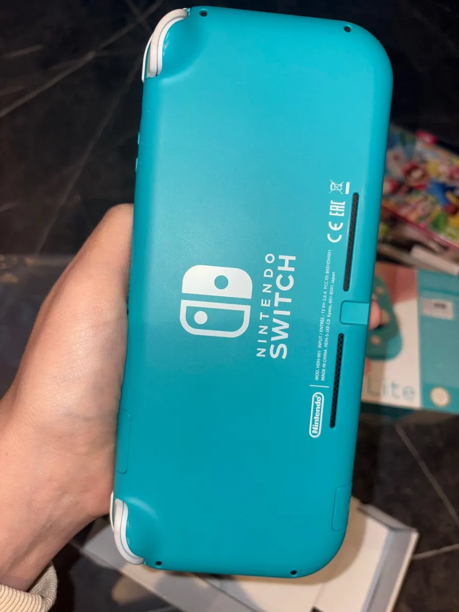 Nintendo Switch Lite (Turquoise) - Image 3