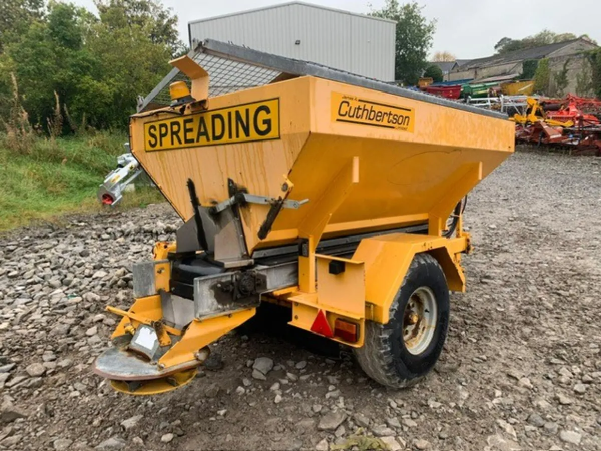 CUTHBERTSON 3.6T GRITTER/LIME SPREADER - Image 3