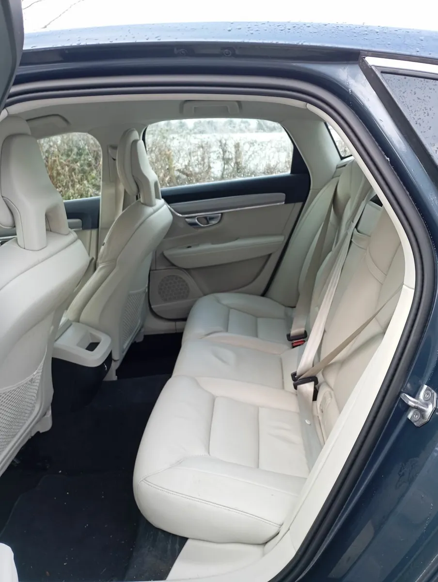Volvo S90 2019 - Image 3