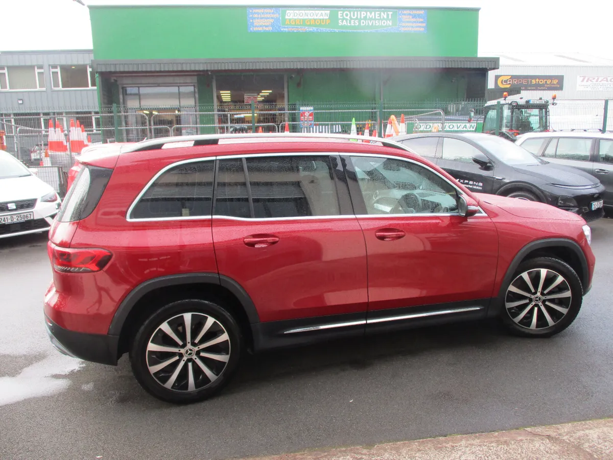 Mercedes-Benz GLB 200d 7 Seater  2022 - Image 4