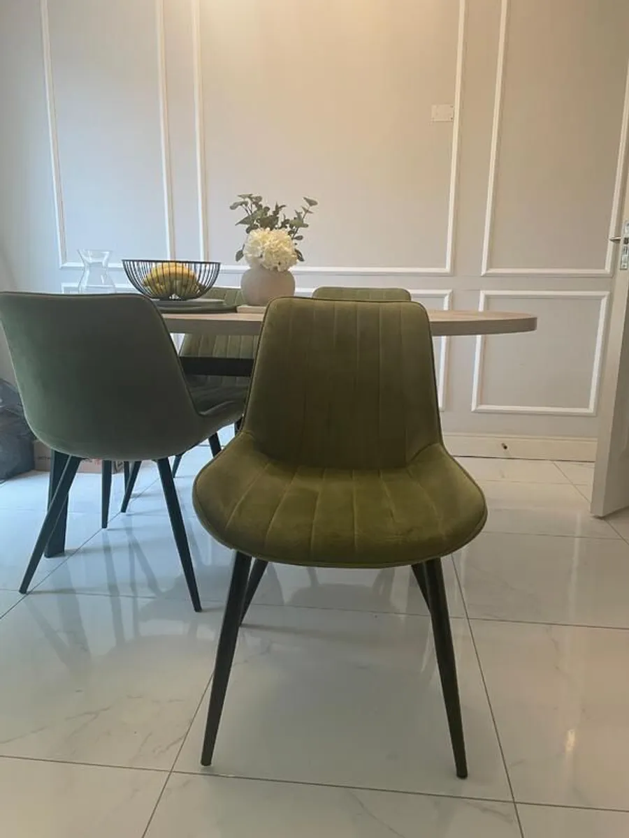 Dining Table and Chairs Set - Image 4