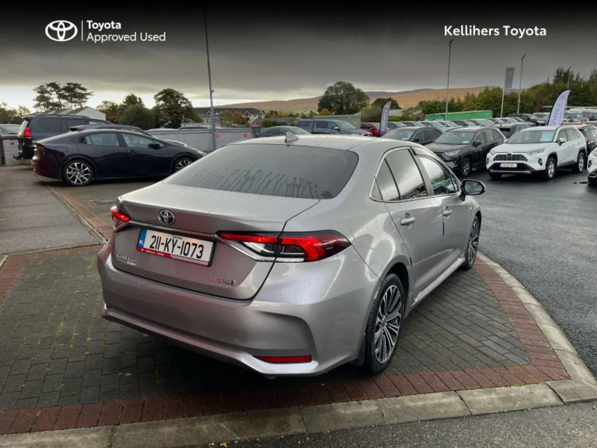 Toyota Corolla HYBRID LUNA  SPORT - Image 2