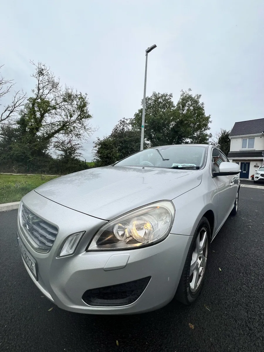 Volvo S60 D2 2012 - Image 3