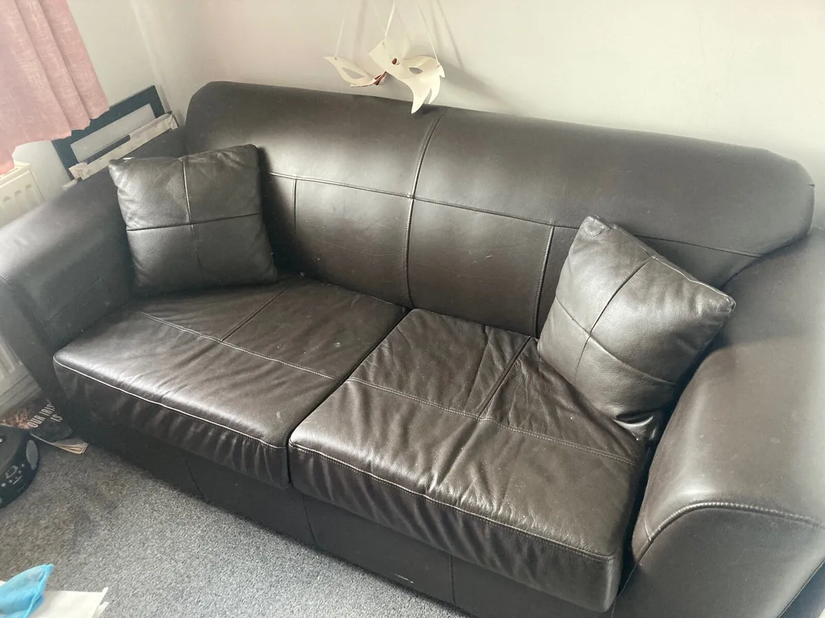 2seater couch / sofa bed
