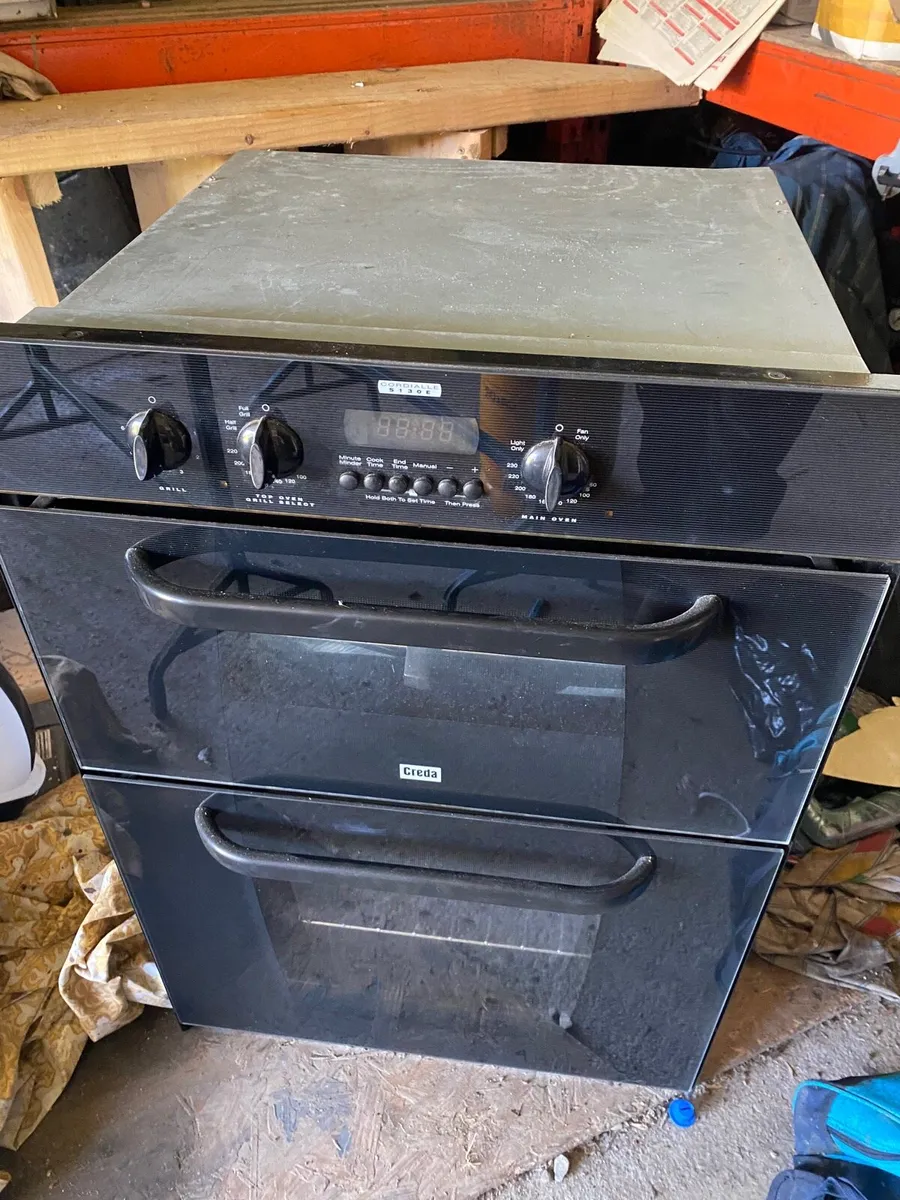 Electric cooker - Image 1