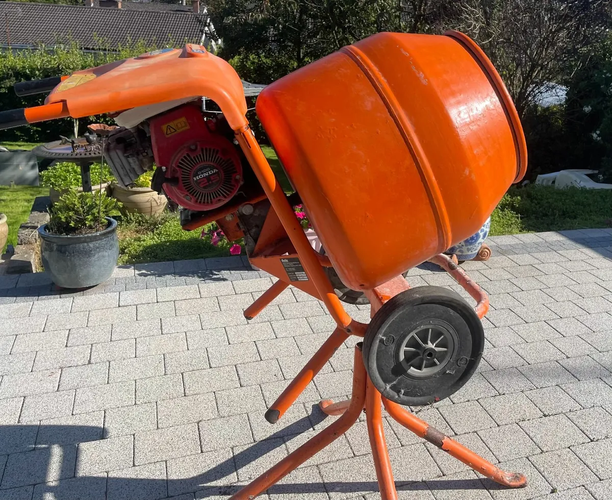 Belle 150 petrol cement mixer - Image 4