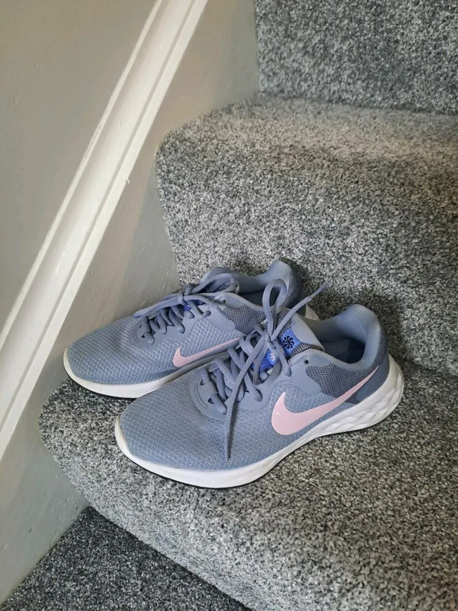 Nike runners - Image 2