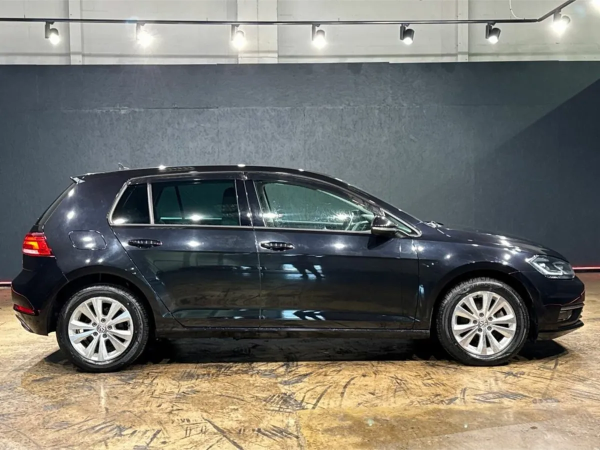 Volkswagen Golf AUTOMATIC 1.2 TSI - REVERSING CAME - Image 2