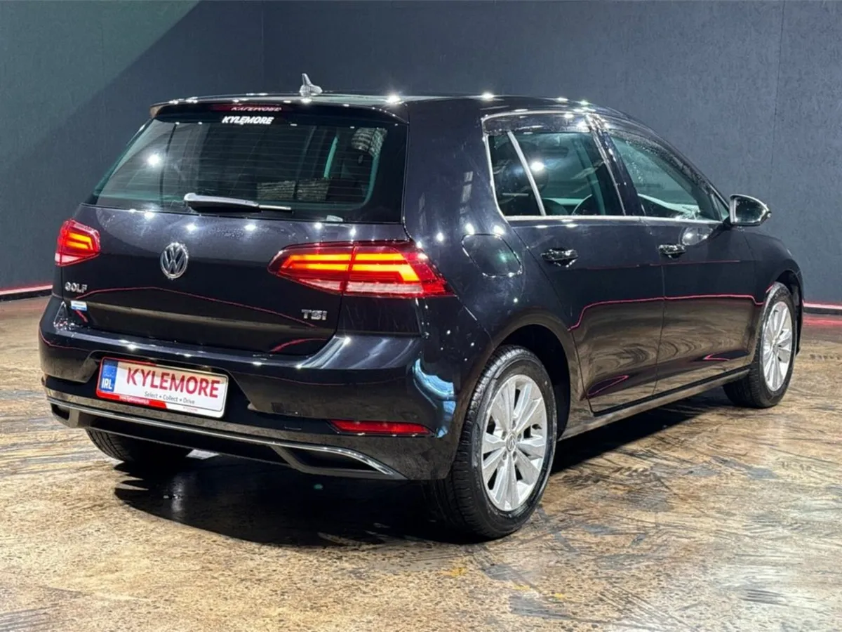 Volkswagen Golf AUTOMATIC 1.2 TSI - REVERSING CAME - Image 3
