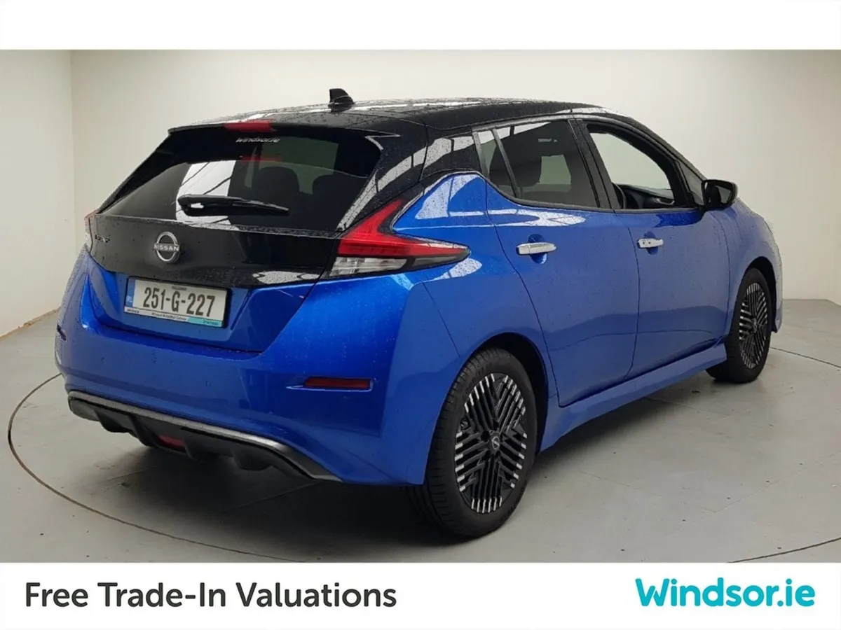 Nissan Leaf Leaf SV Premium 40 kWh - Image 4