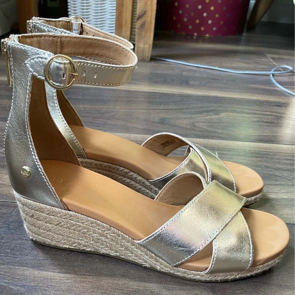 UGG Ladies Sandals - Image 2