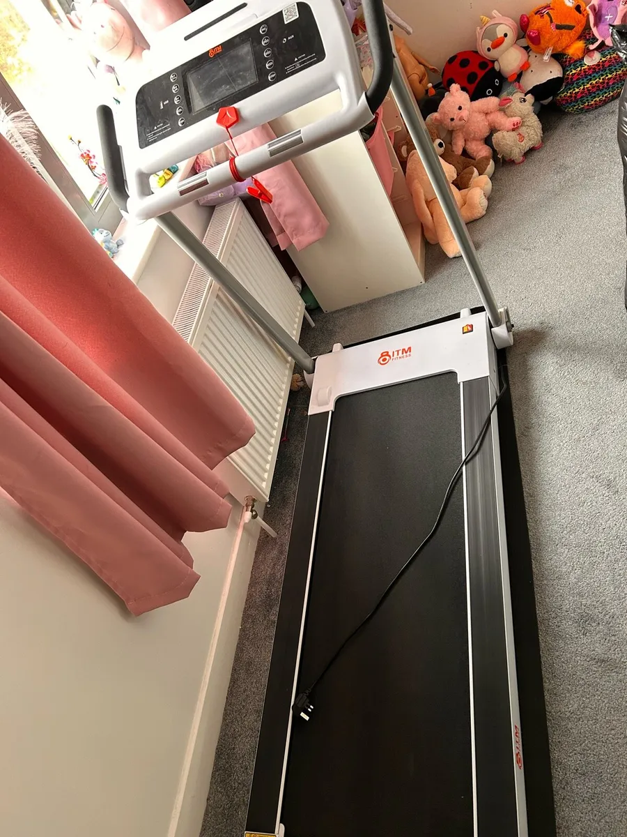 Treadmill SMART Folding With Protective Mat - Image 4
