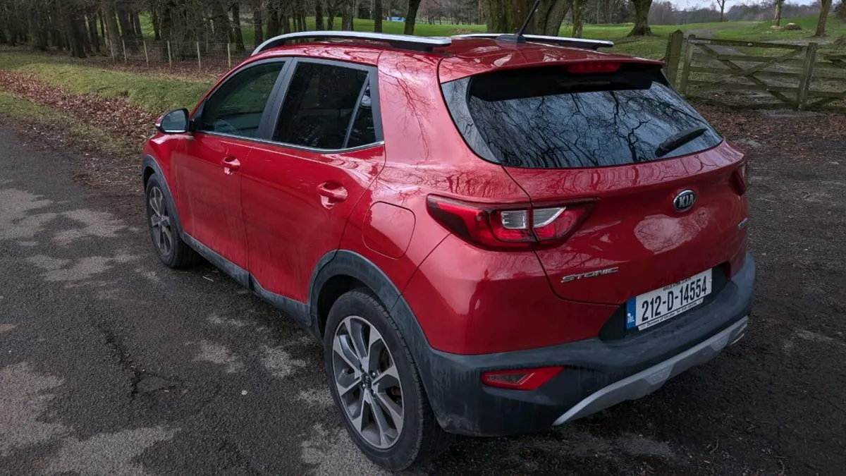 Kia Stonic K3  hybrid automatic - Image 4