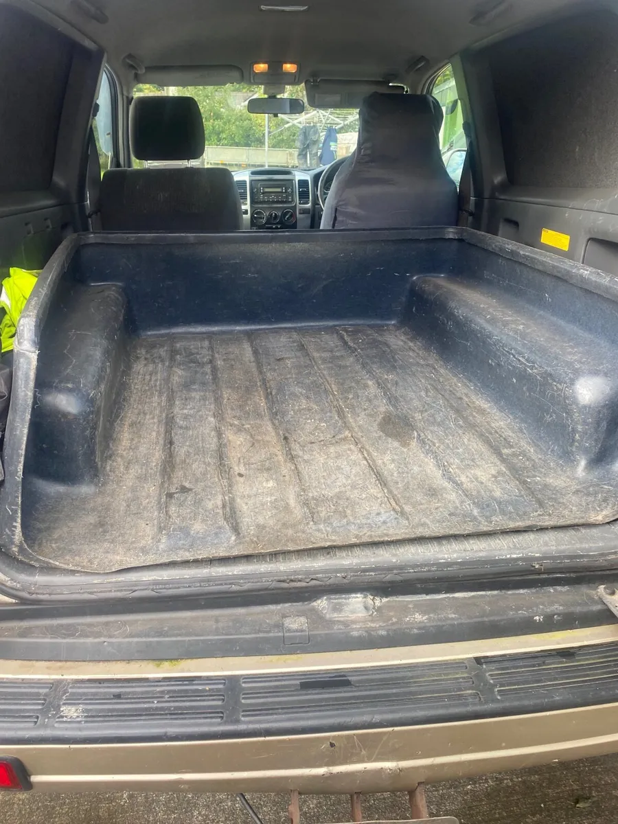 Toyota Land Cruiser 2006 - Image 4