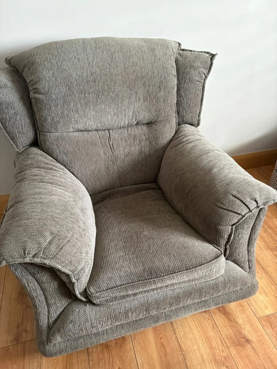 3 Seater Sofa and Two Armchairs - Image 2