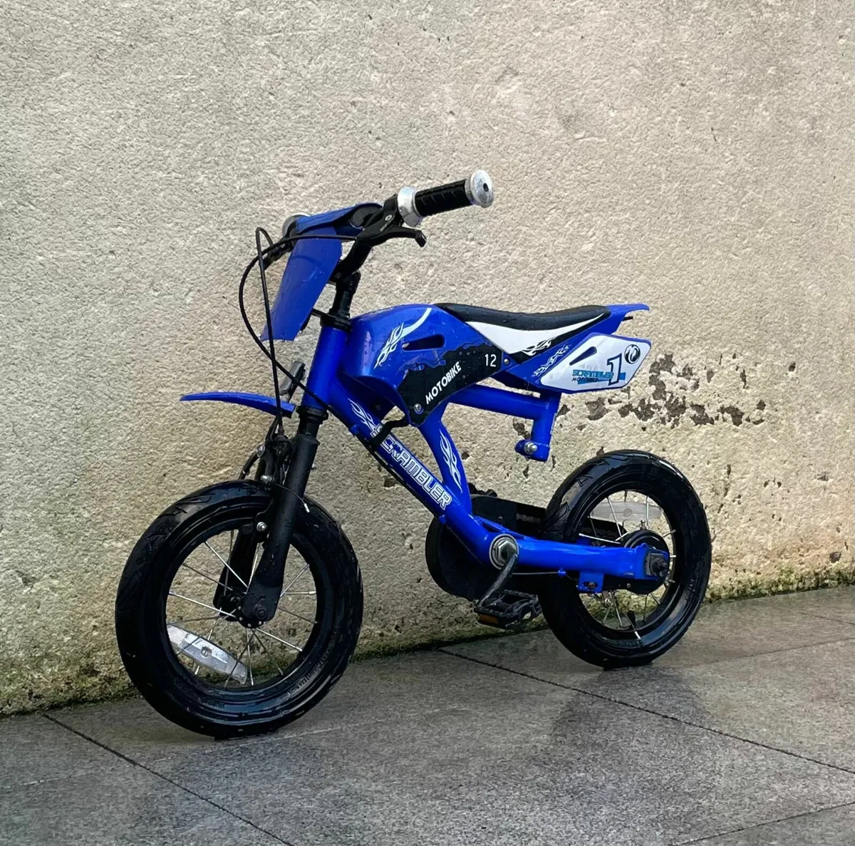 Boys bike 14" wheels - Image 4