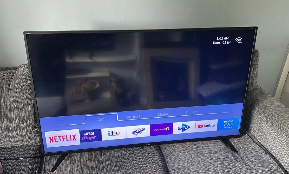 55 inch smart tv with free swivel wall mount
