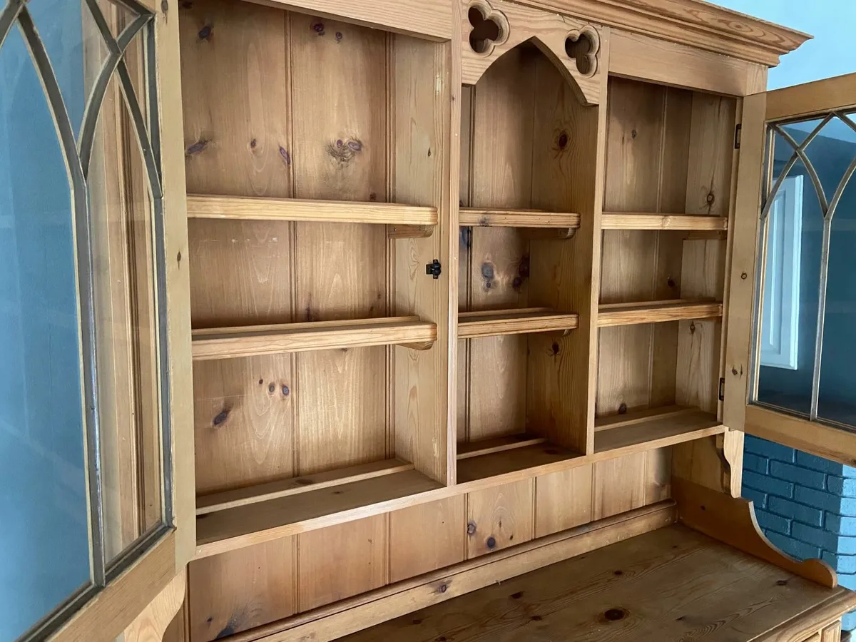 Solid Pine Dresser by Strawbridge - Image 4