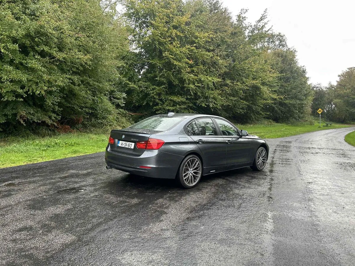 2014 bmw 3 series 2.0 diesel - Image 2