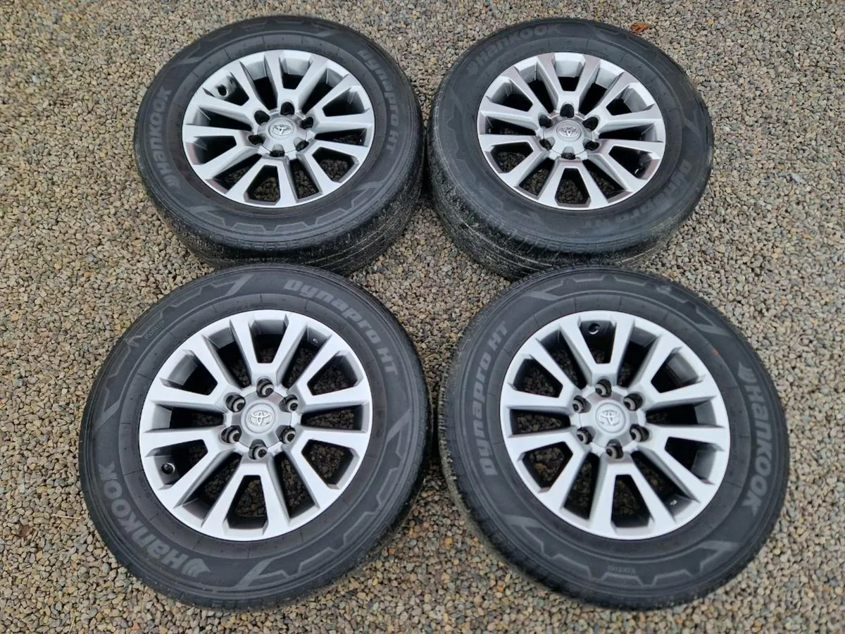 Land Cruiser 18" **Orignal Toyota** - Image 1