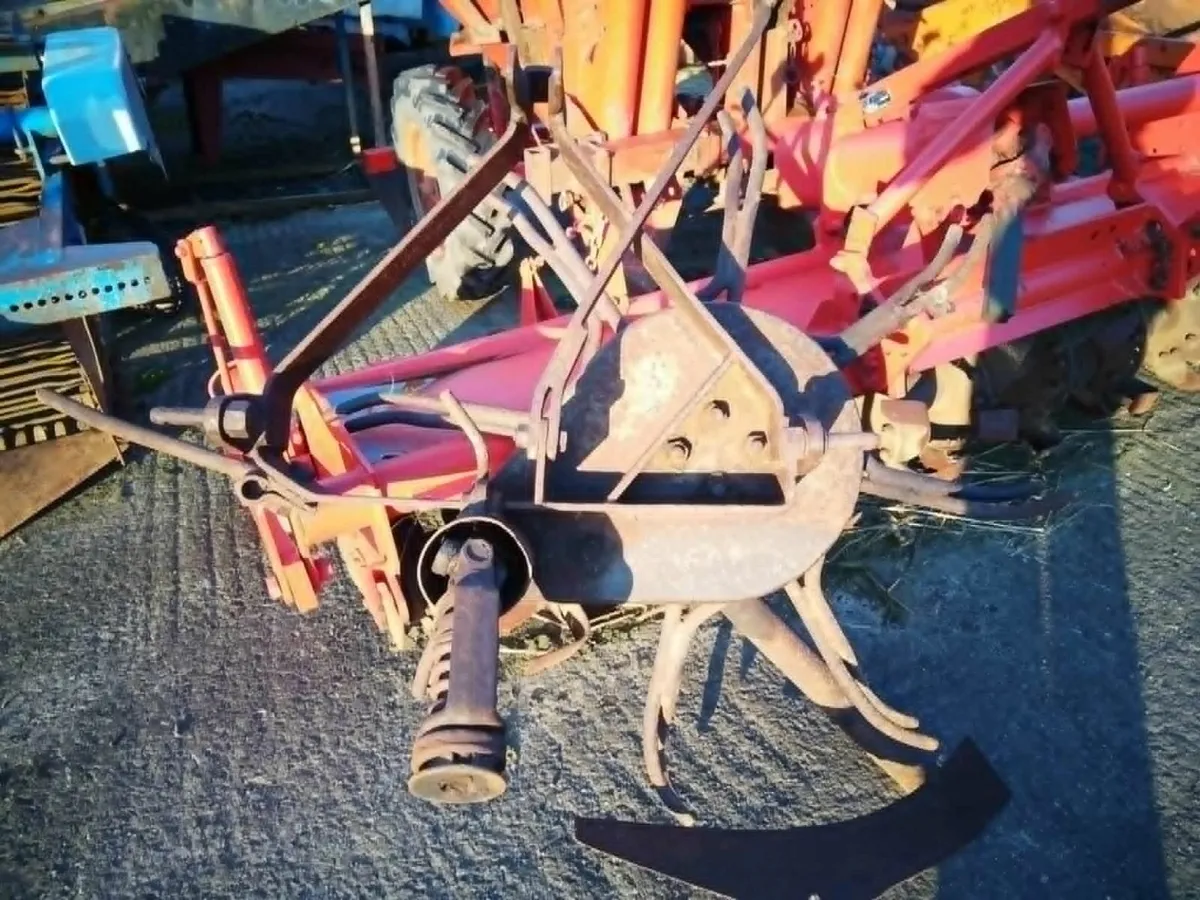potato spinners / 1 & 2 row elevator  diggers - Image 2